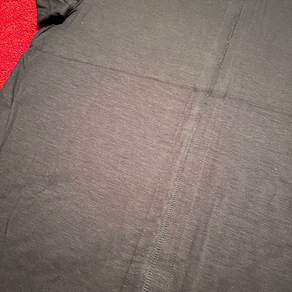 NWT Express Supersoft Relaxed Crew Neck Tee - Picture 6 of 6